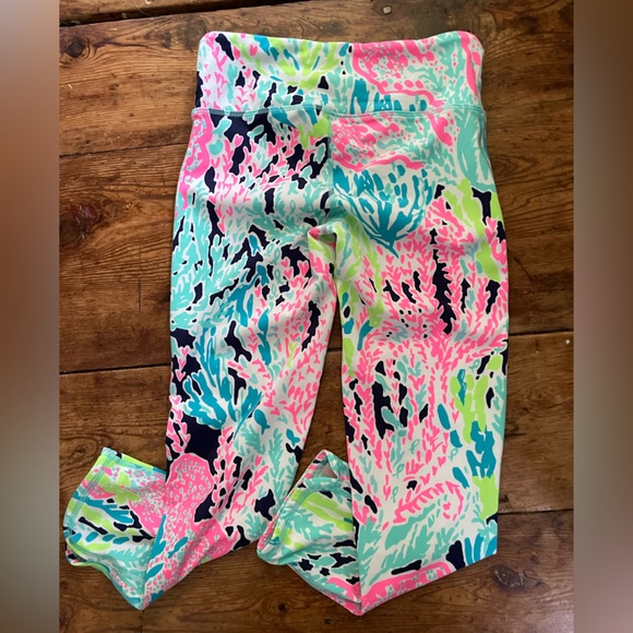 Lilly Pulitzer Weekender Leggings - Picture 6 of 9
